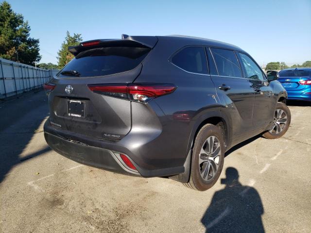 Photo 4 from auction – 2022 TOYOTA HIGHLANDER with VIN 5TDGZRBH8NS579111