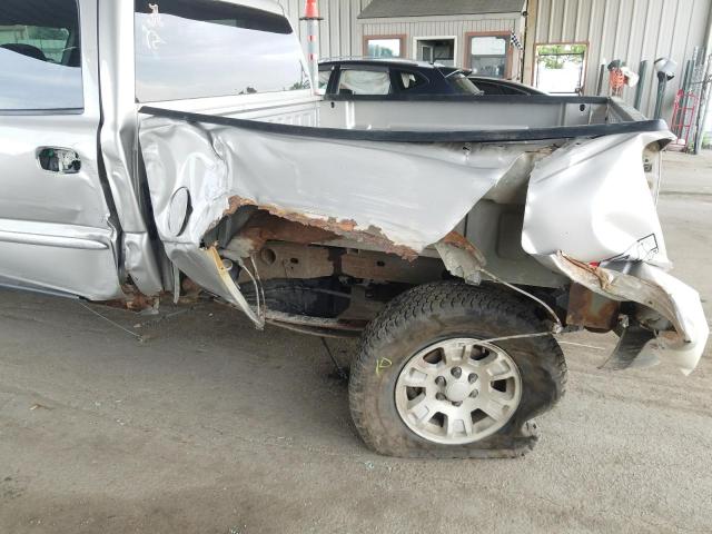 Photo 9 from auction – 2005 GMC SIERRA with VIN 2GTEK13T851333487
