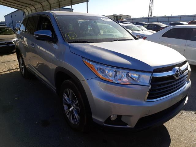 TOYOTA HIGHLANDER 2015 with VIN 5TDZKRFH2FS117720 - Photo from auction