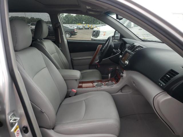 Photo 5 from auction – 2010 TOYOTA HIGHLANDER with VIN 5TDYK3EH3AS002479