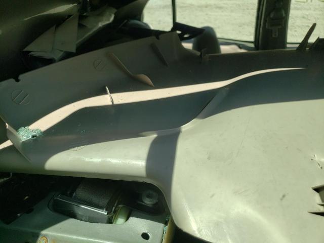 Photo 6 from auction – 2007 MERCURY GRAND MARQ with VIN 2MEFM74W97X608275