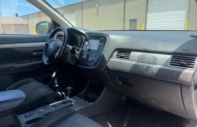 Photo 5 from auction – 2014 MITSUBISHI OUTLANDER with VIN JA4AD3A36EZ005008