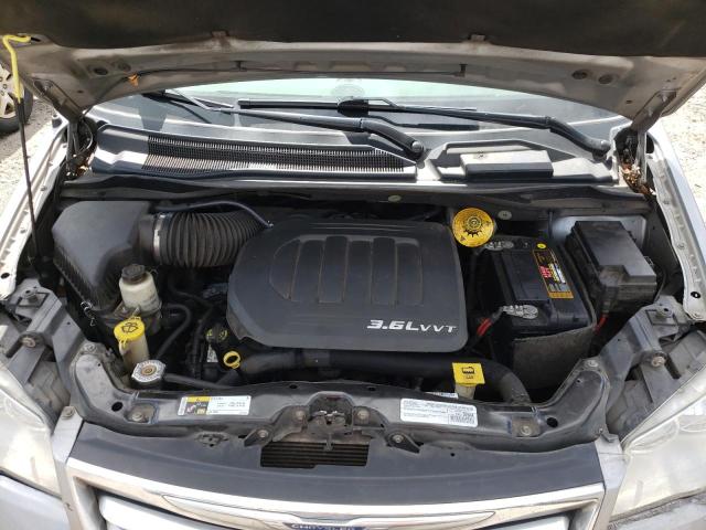 Photo 7 from auction – 2016 CHRYSLER TOWN & COU with VIN 2C4RC1BG5GR156985