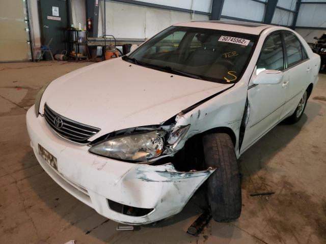 Photo 2 from auction – 2005 TOYOTA CAMRY LE with VIN 4T1BF30K45U085060