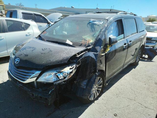 Photo 2 from auction – 2017 TOYOTA SIENNA XLE with VIN 5TDYZ3DC4HS818841