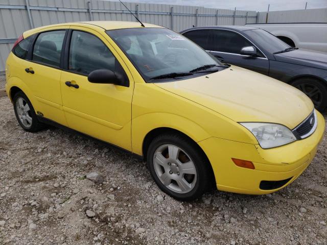 FORD FOCUS ZX5 2005 with VIN 3FAFP37N15R154285 - Photo from auction