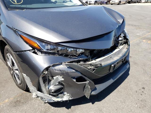 Photo 9 from auction – 2017 TOYOTA PRIUS PRIM with VIN JTDKARFP5H3058601