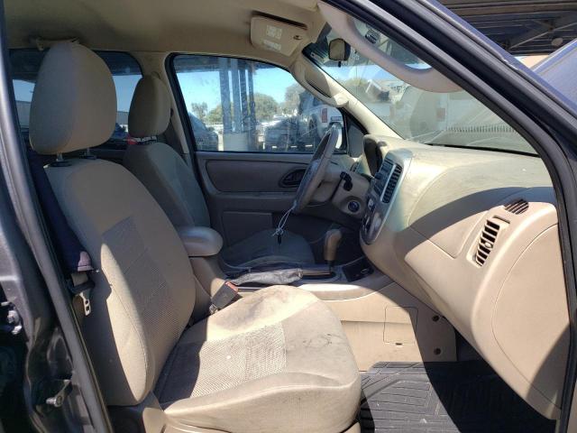 Photo 5 from auction – 2006 FORD ESCAPE XLT with VIN 1FMYU03156KC12705