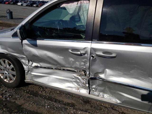 Photo 9 from auction – 2011 CHRYSLER TOWN & COU with VIN 2A4RR8DG1BR609880