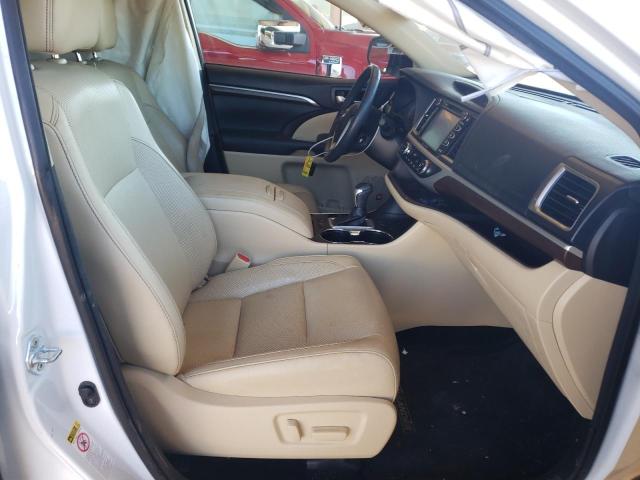 Photo 5 from auction – 2016 TOYOTA HIGHLANDER with VIN 5TDYKRFH8GS177109