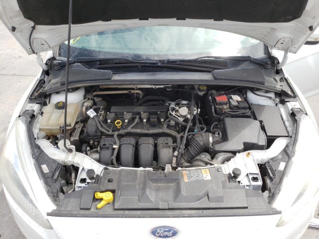 Photo 7 from auction – 2016 FORD FOCUS SE with VIN 1FADP3F26GL325449