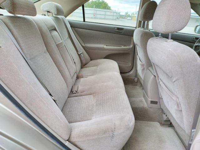 Photo 6 from auction – 2004 TOYOTA CAMRY LE with VIN JTDBE32K040265937