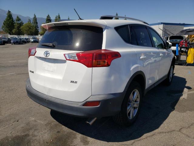 Photo 4 from auction – 2015 TOYOTA RAV4 XLE with VIN JTMWFREV7FJ055002