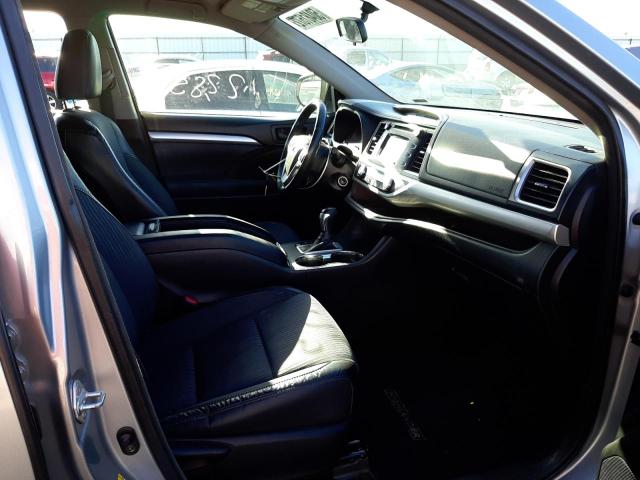 Photo 5 from auction – 2015 TOYOTA HIGHLANDER with VIN 5TDZKRFH2FS117720