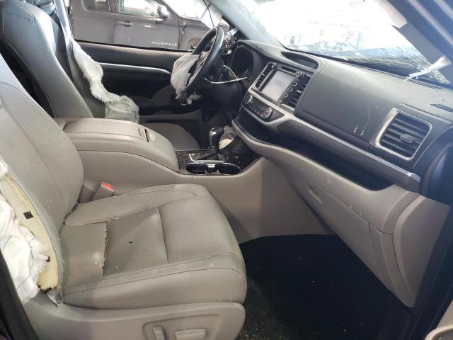 Photo 5 from auction – 2018 TOYOTA HIGHLANDER with VIN 5TDDZRFHXJS894032
