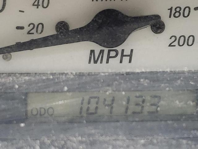 Photo 8 from auction – 2000 TOYOTA ECHO with VIN JTDBT1234Y0081027