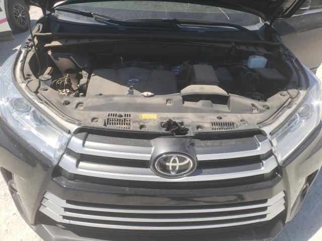 Photo 7 from auction – 2019 TOYOTA HIGHLANDER with VIN 5TDZZRFH1KS340482