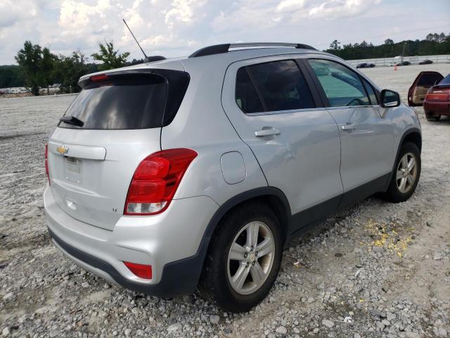 Photo 4 from auction – 2018 CHEVROLET TRAX 1LT with VIN 3GNCJLSB2JL239670