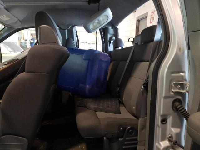 Photo 6 from auction – 2004 FORD F150 with VIN 1FTRX14W04NB44258