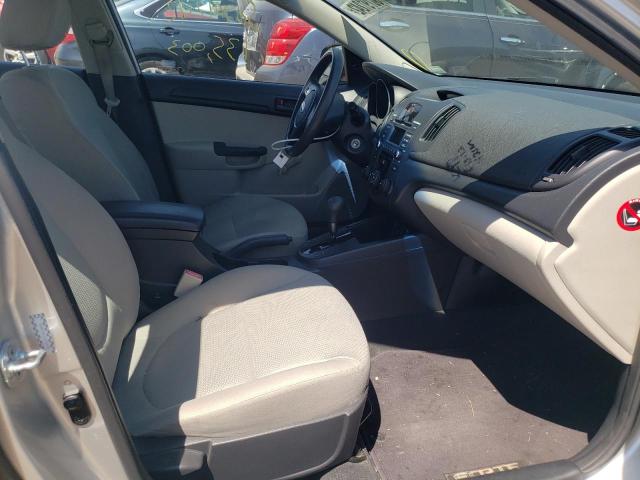 Photo 5 from auction – 2010 KIA FORTE LX with VIN KNAFT4A26A5311748