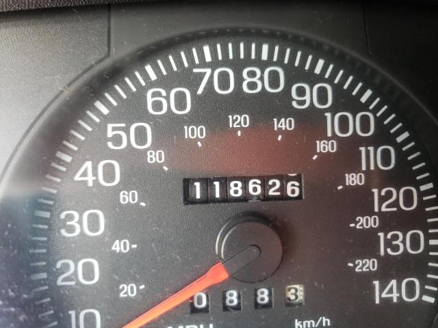 Photo 8 from auction – 1999 FORD CROWN VICT with VIN 2FAFP71W7XX105220