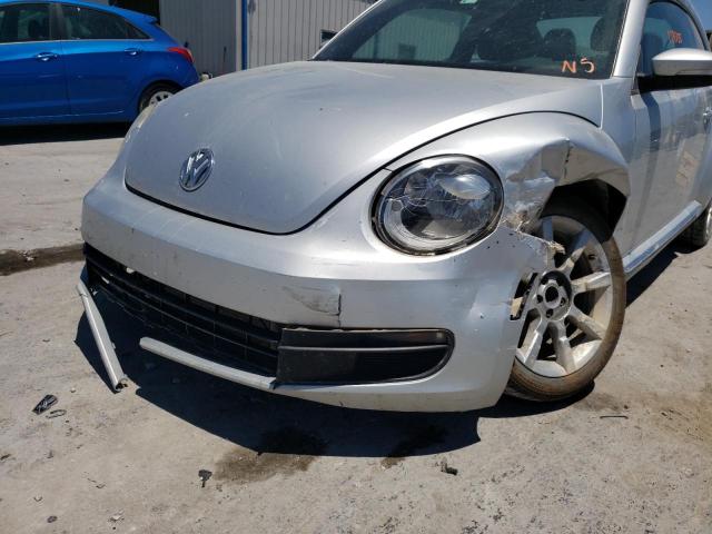 Photo 9 from auction – 2012 VOLKSWAGEN BEETLE with VIN 3VWJP7AT5CM603638