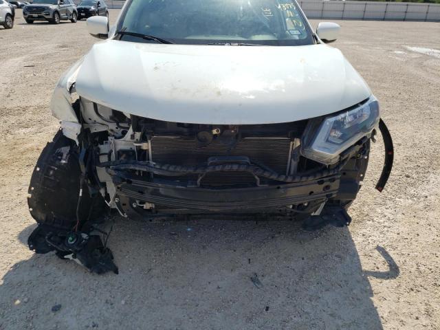 Photo 9 from auction – 2017 NISSAN ROGUE S with VIN 5N1AT2MT8HC789449