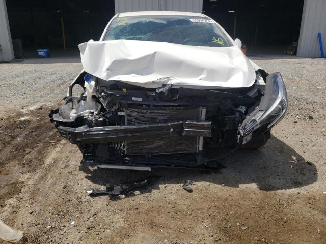Photo 9 from auction – 2017 KIA FORTE LX with VIN 3KPFL4A79HE013434