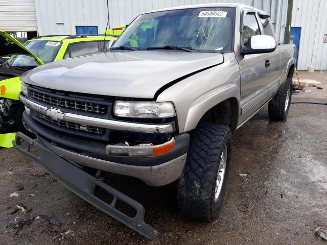 Photo 2 from auction – 2000 CHEVROLET SILVERADO with VIN 1GCEK19T6YZ321387