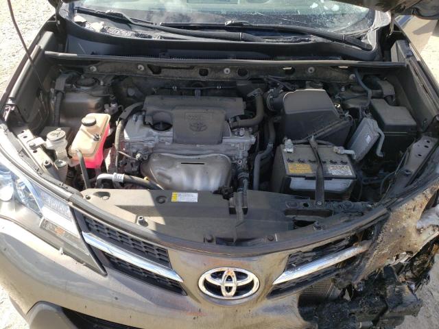 Photo 7 from auction – 2015 TOYOTA RAV4 LE with VIN JTMBFREV8FD158068