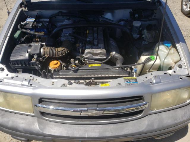 Photo 7 from auction – 2002 CHEVROLET TRACKER with VIN 2CNBJ13C726953795