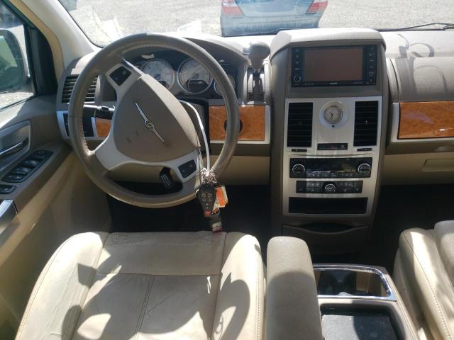Photo 9 from auction – 2010 CHRYSLER TOWN & COU with VIN 2A4RR7DX6AR376331