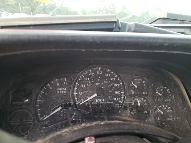 Photo 8 from auction – 2002 CHEVROLET SILVERADO with VIN 1GCHC23U02F216208