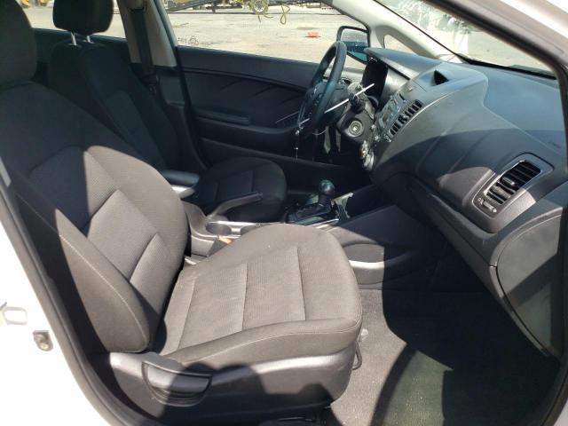 Photo 5 from auction – 2017 KIA FORTE LX with VIN 3KPFK4A73HE026246