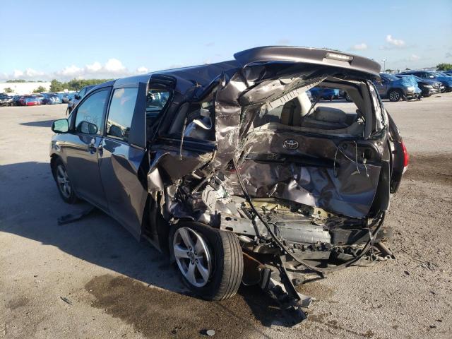 Photo 3 from auction – 2013 TOYOTA SIENNA with VIN 5TDZK3DC8DS285167