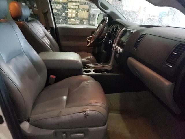 Photo 5 from auction – 2011 TOYOTA SEQUOIA PL with VIN 5TDDW5G17BS040412