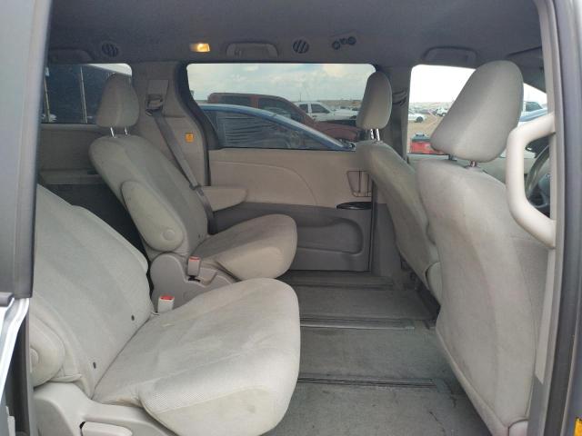 Photo 6 from auction – 2011 TOYOTA SIENNA with VIN 5TDKA3DC3BS009142