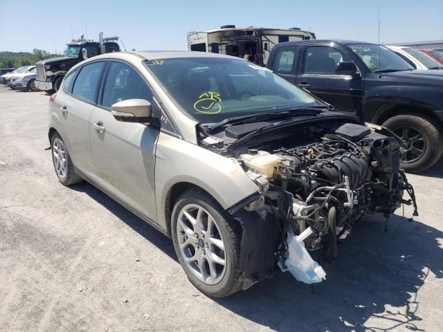 FORD FOCUS SE 2015 with VIN 1FADP3K29FL273884 - Photo from auction