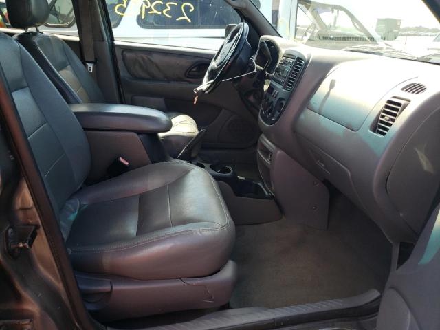 Photo 5 from auction – 2002 FORD ESCAPE XLT with VIN 1FMYU04142KD95460