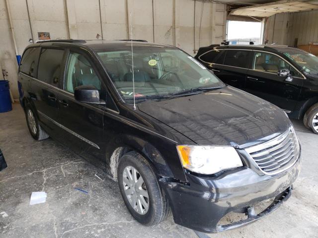 CHRYSLER TOWN & COU 2015 with VIN 2C4RC1BG5FR726420 - Photo from auction
