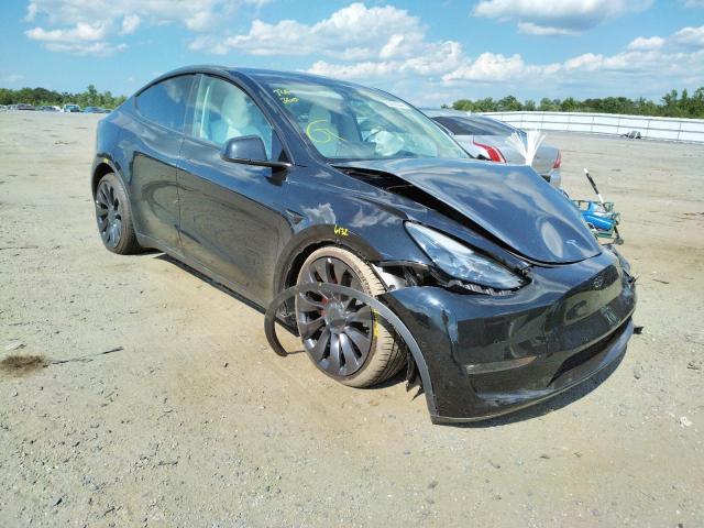TESLA MODEL Y 2022 with VIN 7SAYGDEFXNF405751 - Photo from auction