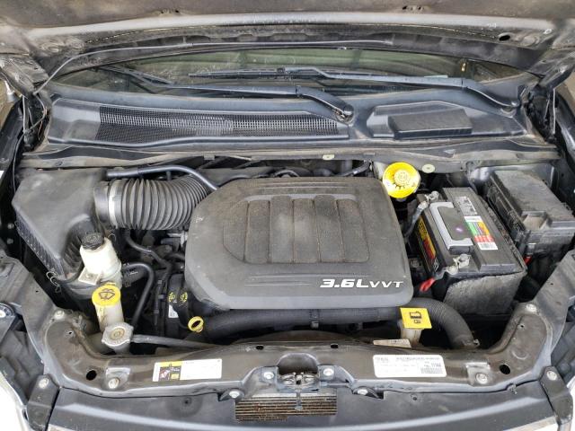 Photo 7 from auction – 2015 CHRYSLER TOWN & COU with VIN 2C4RC1BG5FR726420