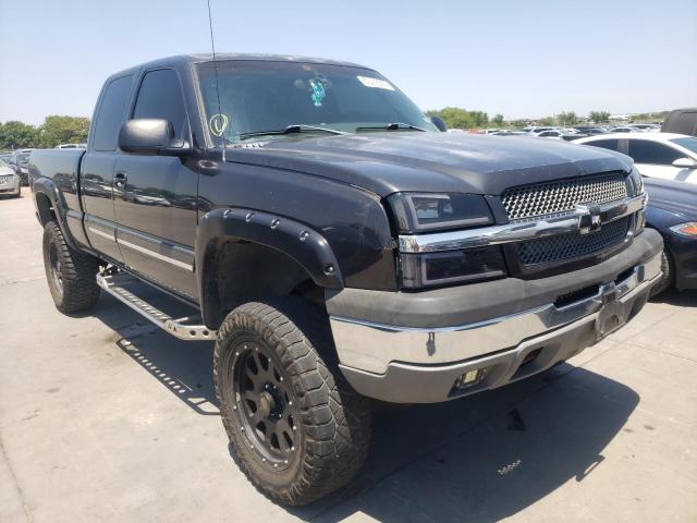 CHEVROLET SILVERADO 2003 with VIN 2GCEC19V031202251 - Photo from auction