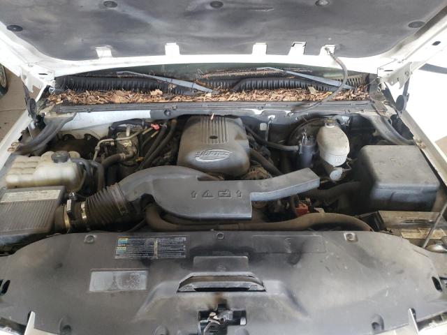 Photo 7 from auction – 2003 CHEVROLET SUBURBAN K with VIN 3GNFK16Z43G111447