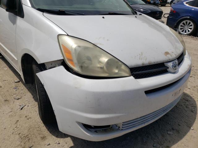 Photo 9 from auction – 2004 TOYOTA SIENNA XLE with VIN 5TDBA22C44S017024