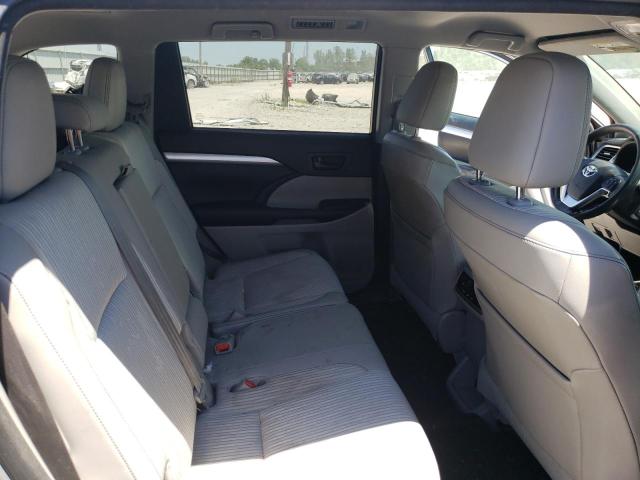 Photo 6 from auction – 2015 TOYOTA HIGHLANDER with VIN 5TDBKRFH2FS183072