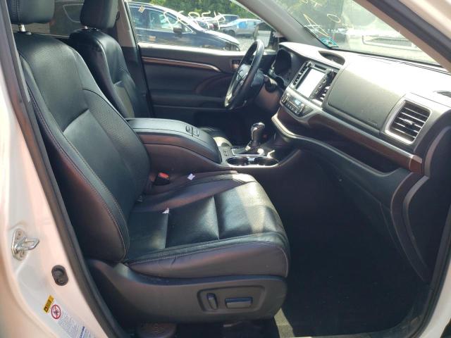 Photo 5 from auction – 2015 TOYOTA HIGHLANDER with VIN 5TDDKRFHXFS200385