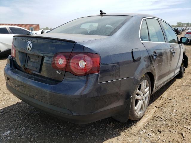 Photo 4 from auction – 2010 VOLKSWAGEN JETTA TDI with VIN 3VWAL7AJ2AM068095