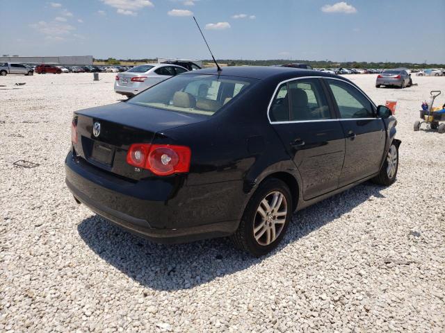 Photo 4 from auction – 2007 VOLKSWAGEN JETTA WOLF with VIN 3VWEF71K77M188291