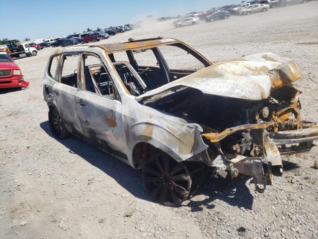 SUBARU FORESTER 2 2013 with VIN JF2SHADC5DH430272 - Photo from auction
